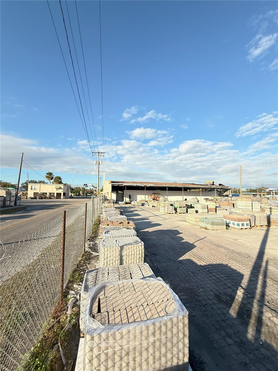 ORANGE TERRACE - Commercial Sale