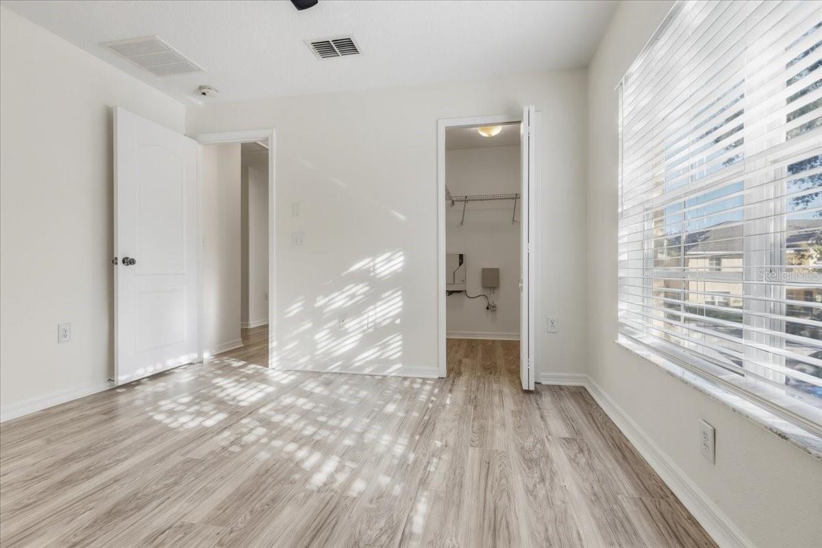 EILAND PARK TWNHMS - Residential Lease