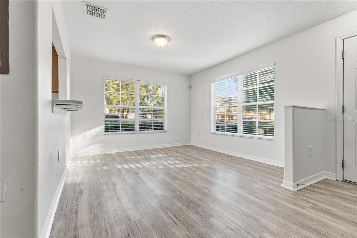 EILAND PARK TWNHMS - Residential Lease