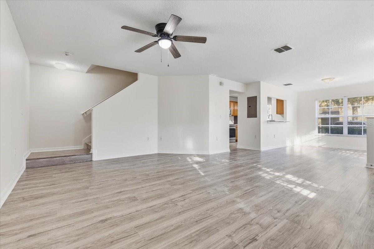 EILAND PARK TWNHMS - Residential Lease