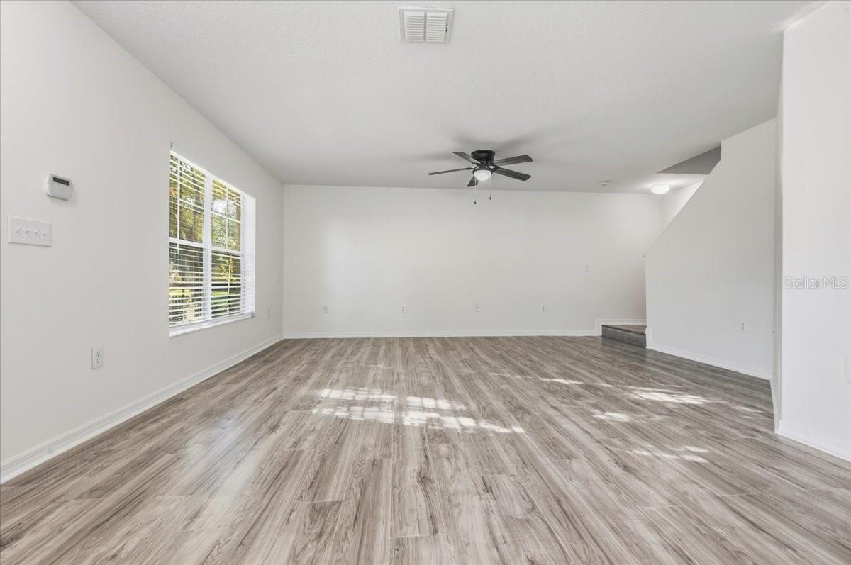 EILAND PARK TWNHMS - Residential Lease