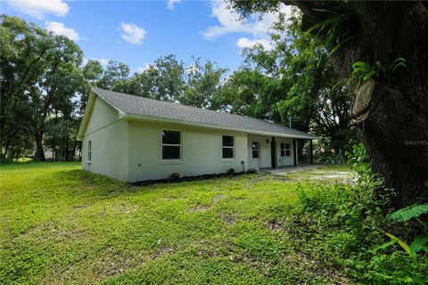 A home in LAKELAND