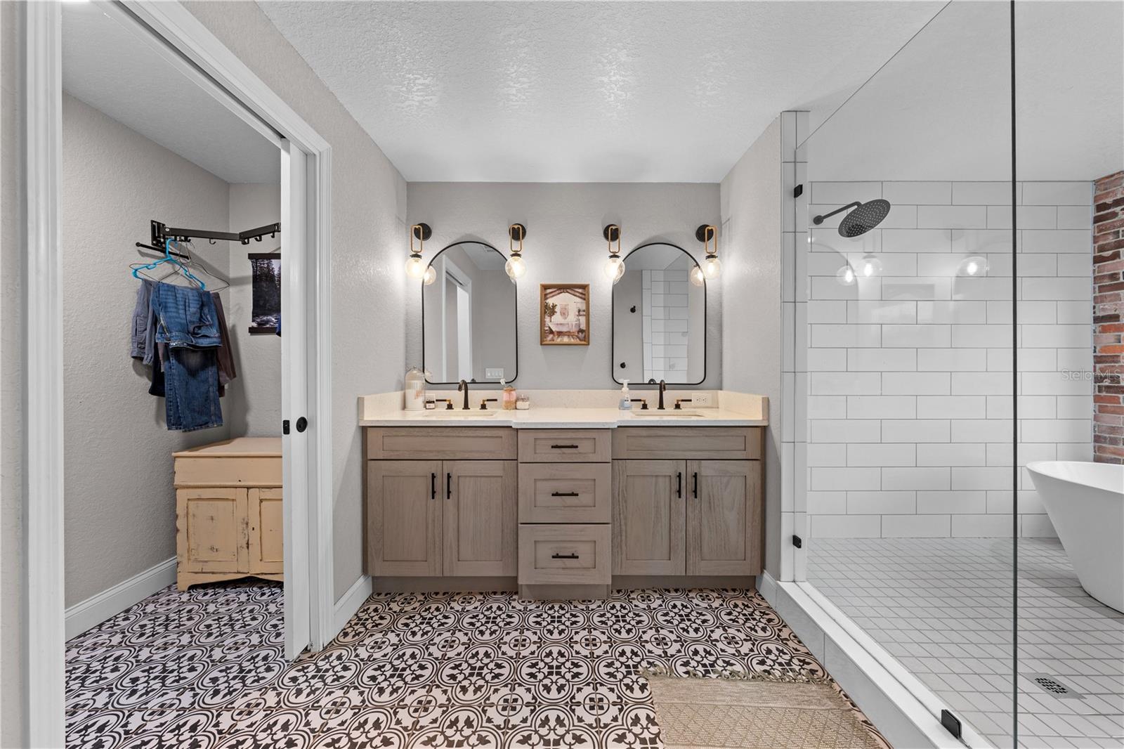 S L & I C - Residential