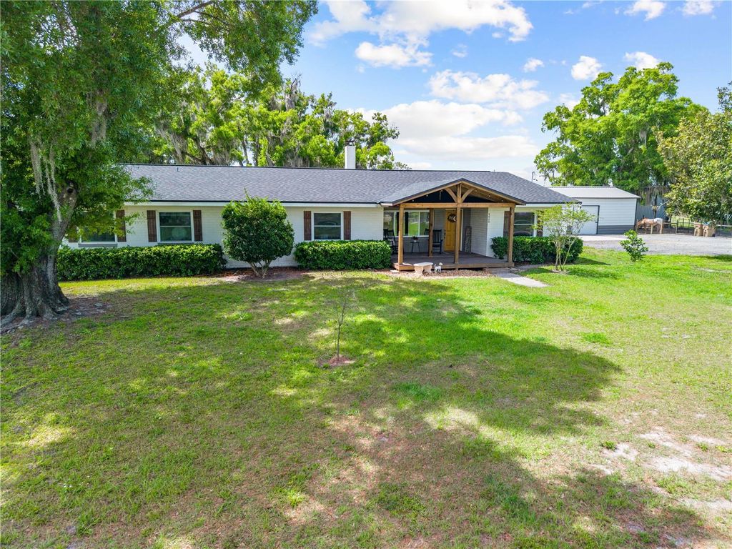 Photo of 4420 Quail Roost Rd, Saint Cloud, FL 34772 (MLS # S5147734)