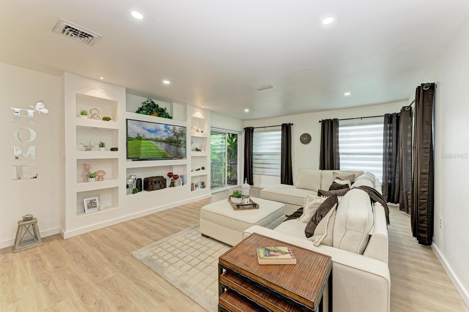 3316 VIVIENDA BOULEVARD