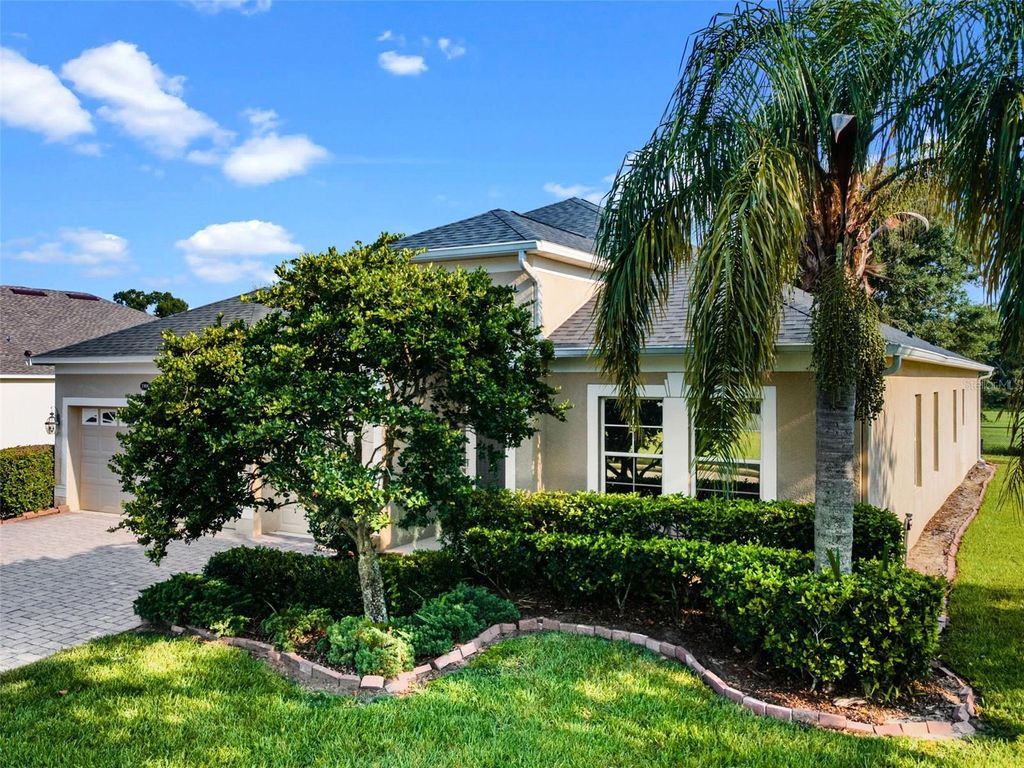 Photo of 1908 Crossroads Boulevard, Winter Haven, FL 33881 (MLS # P4935563)