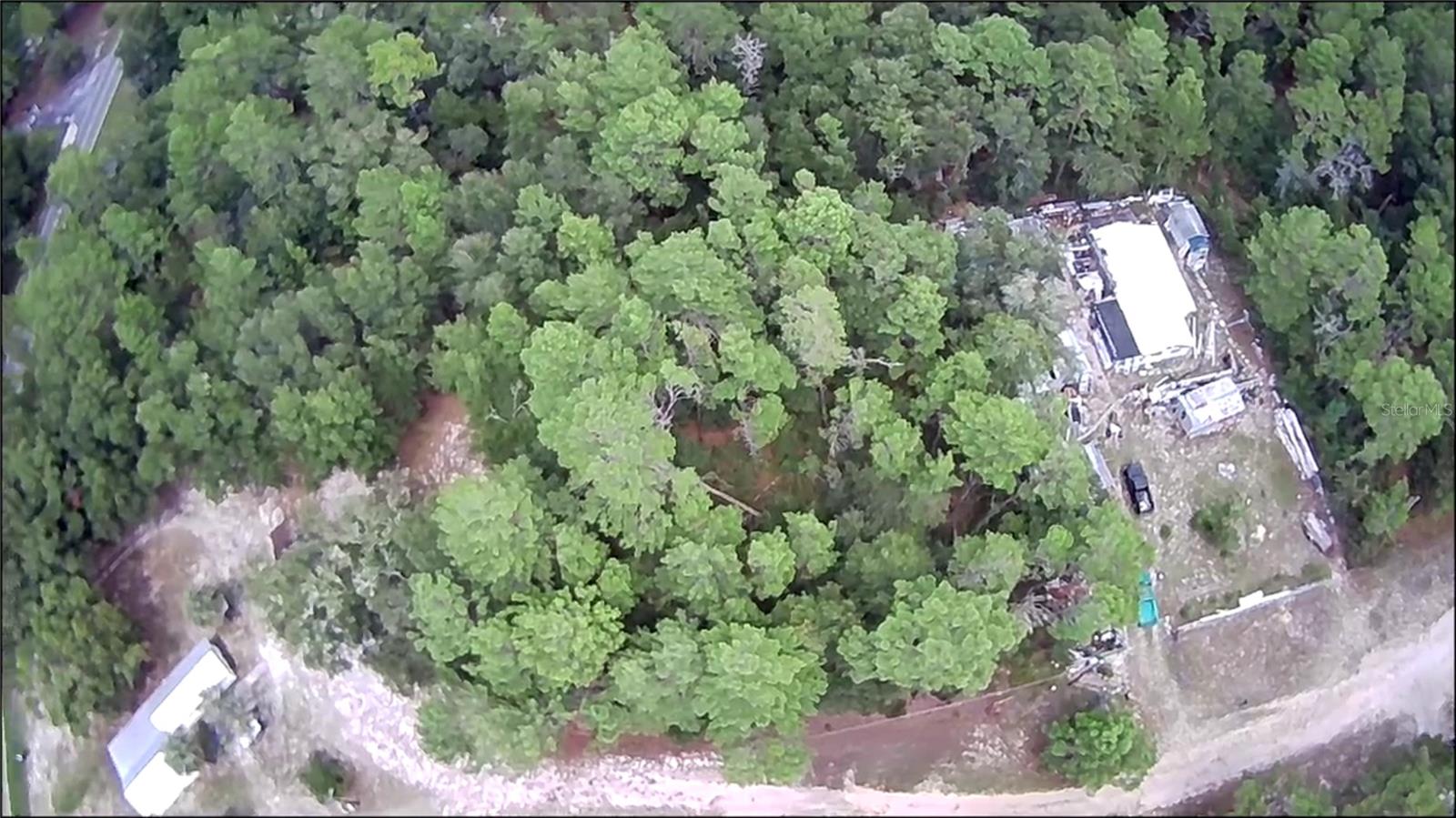 LAKESIDE HILLS - Land