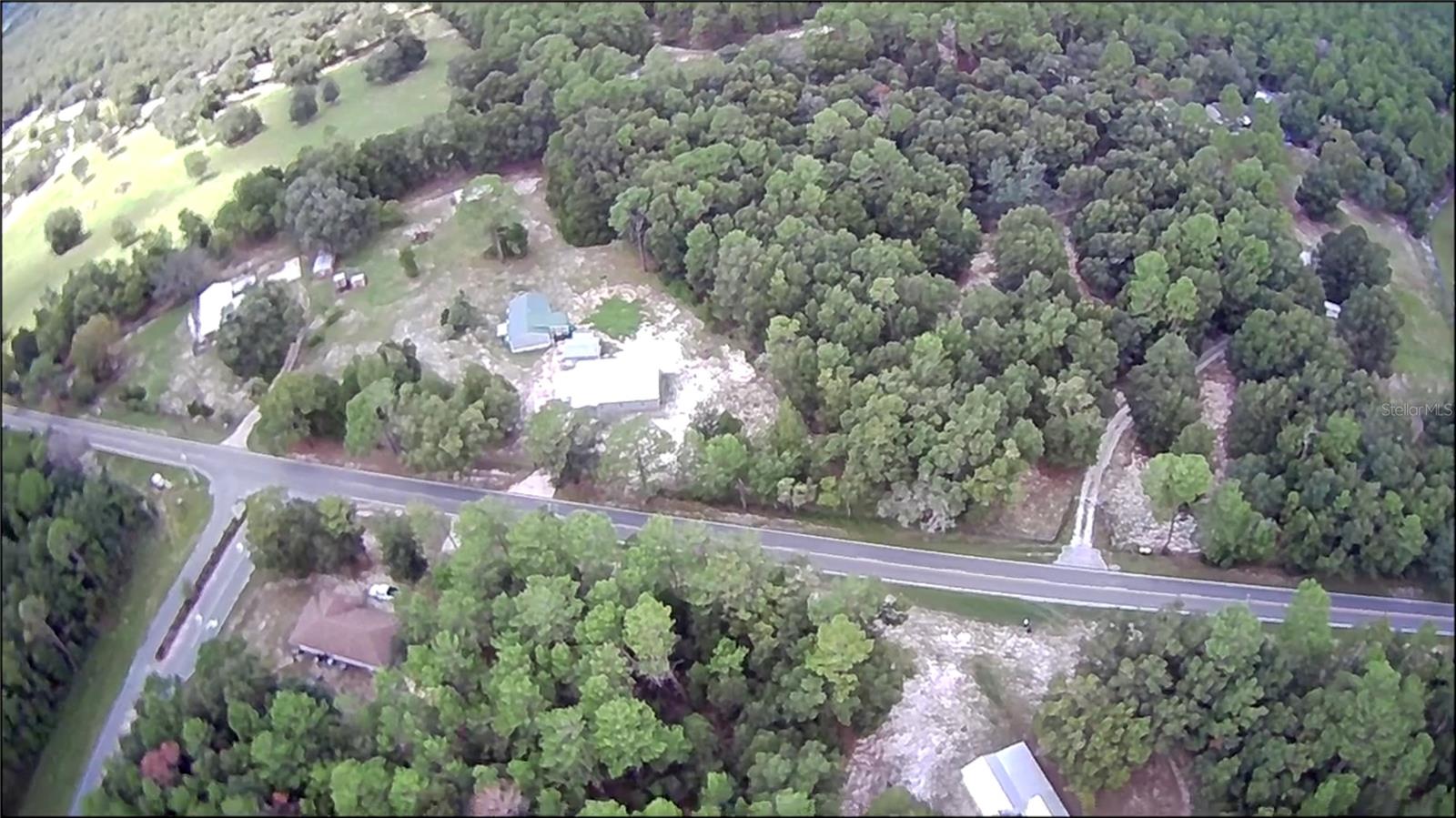 LAKESIDE HILLS - Land