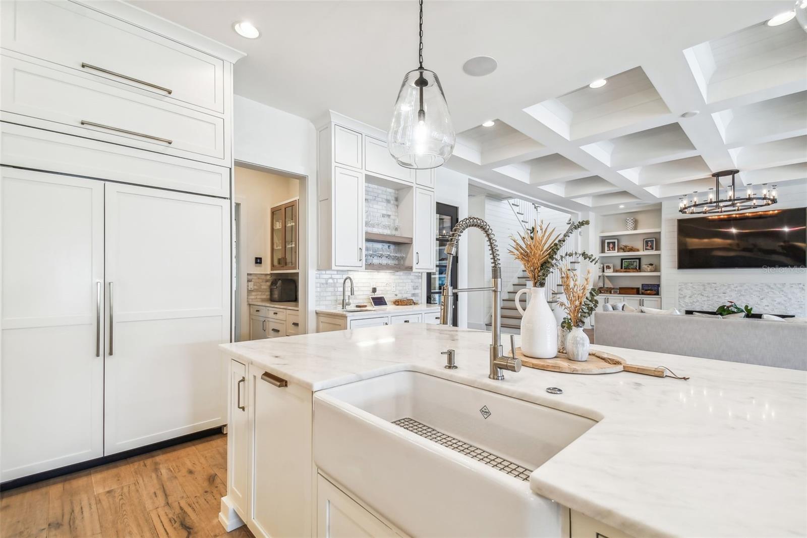 DAVIS ISLANDS PB10 PG52 TO 57 - Residential