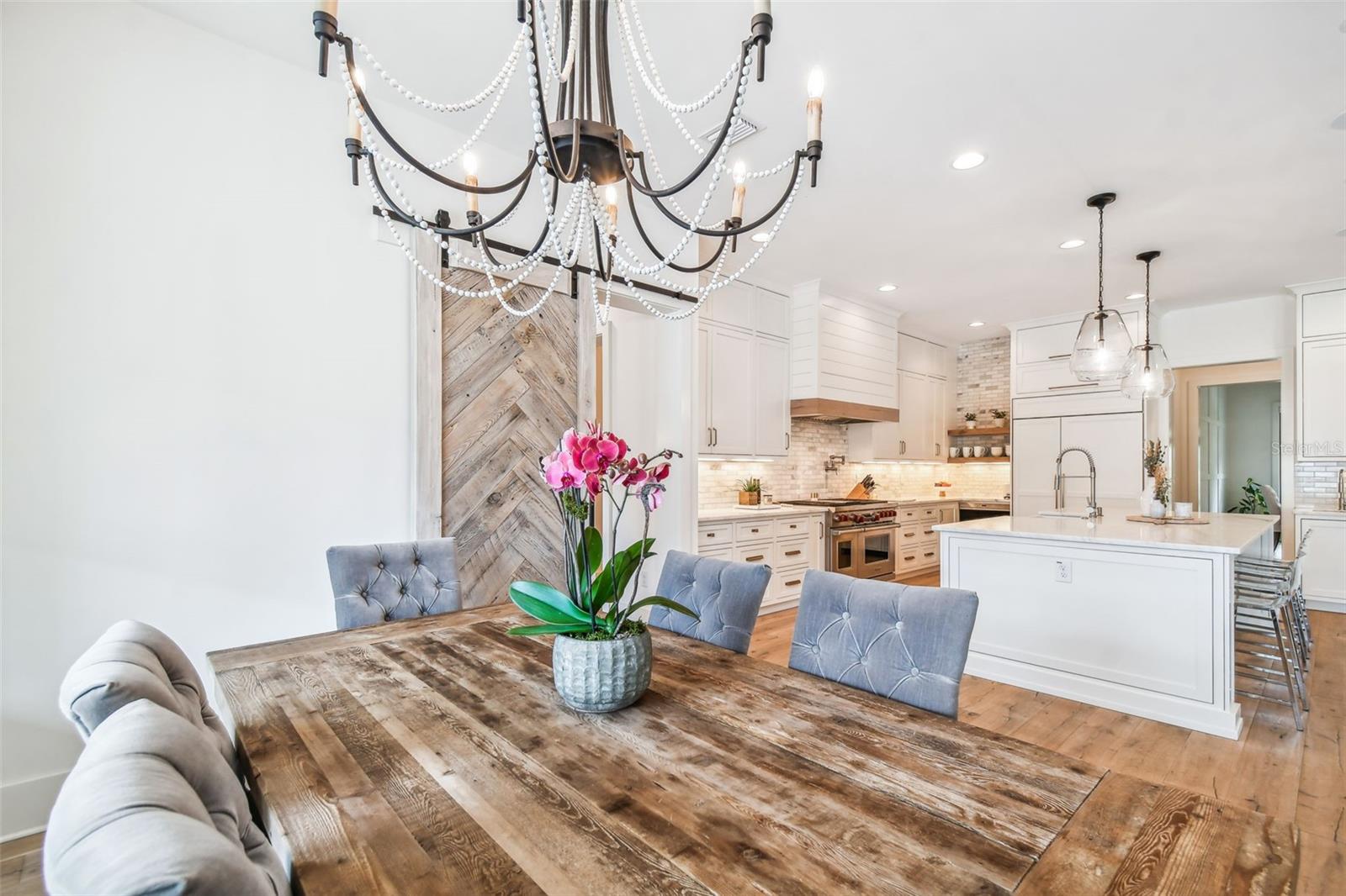 DAVIS ISLANDS PB10 PG52 TO 57 - Residential