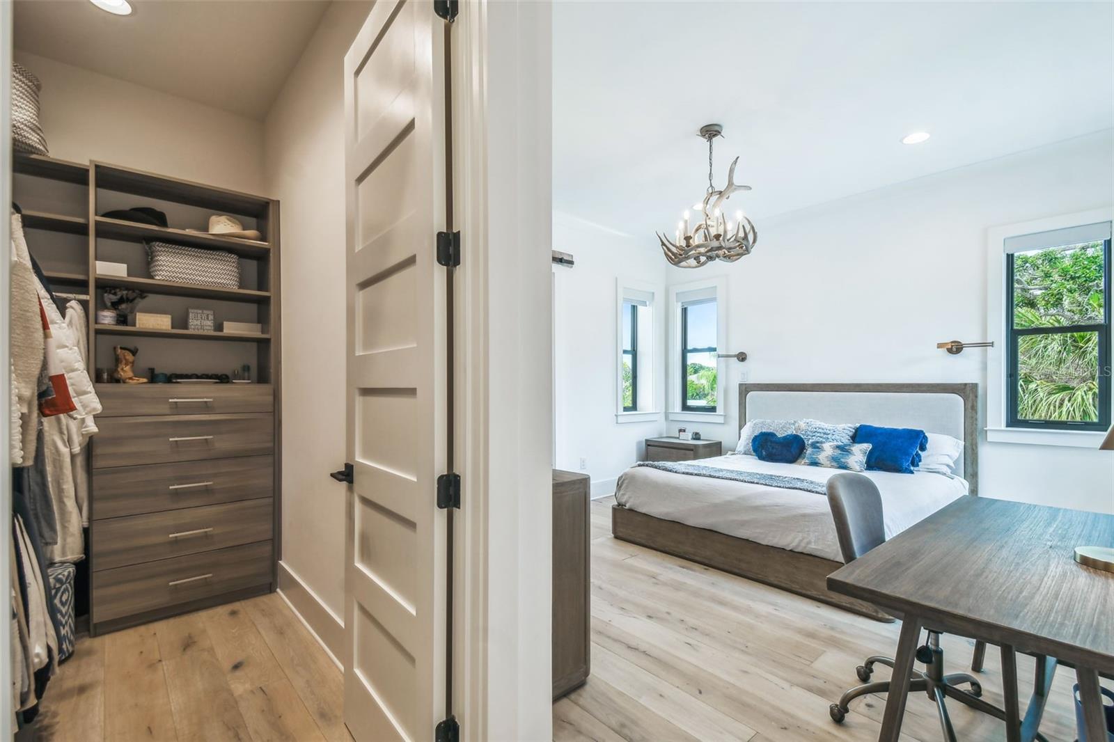 DAVIS ISLANDS PB10 PG52 TO 57 - Residential