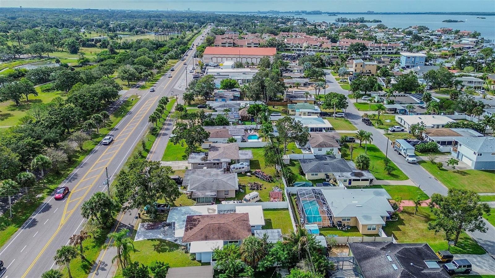 BAYWOOD SHORES - Residential