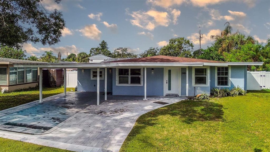 Photo of 2484 Bayshore Boulevard, Dunedin, FL 34698 (MLS # TB8422281)