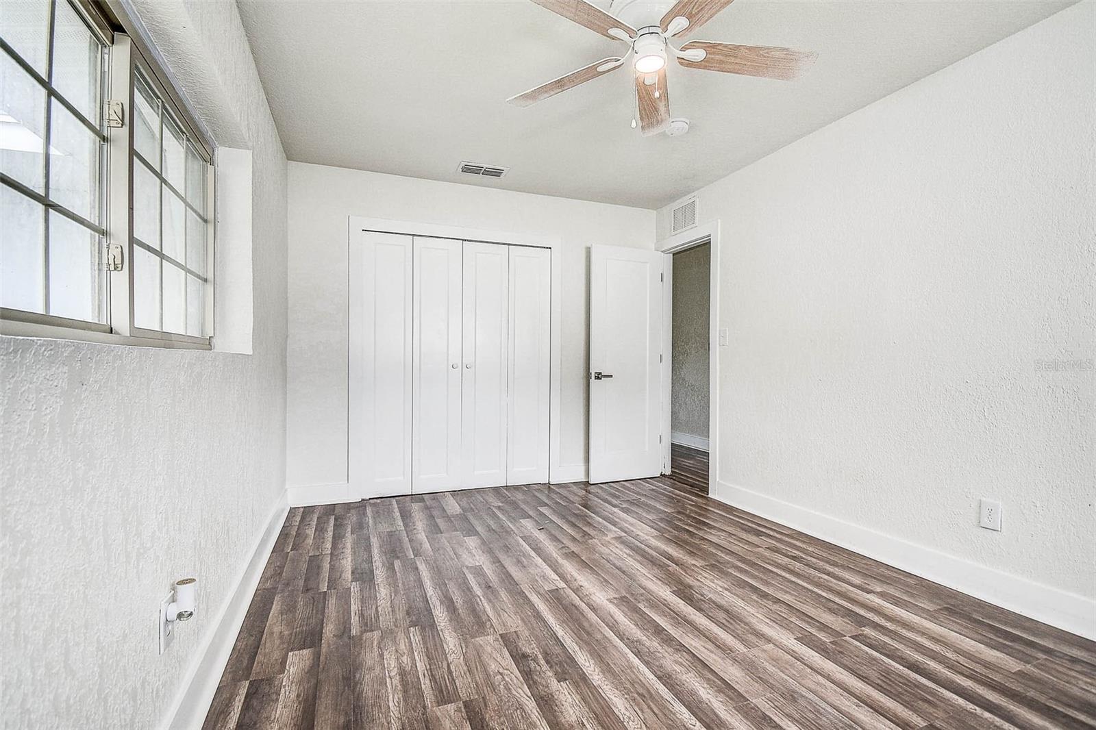 BAYWOOD SHORES - Residential