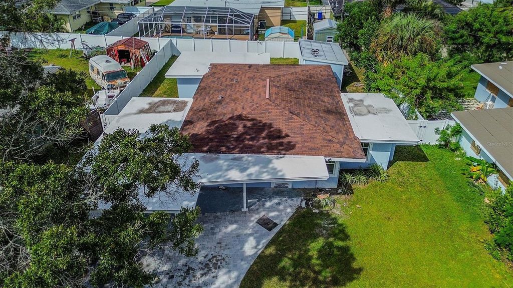 Photo of 2484 Bayshore Boulevard, Dunedin, FL 34698 (MLS # TB8422281)