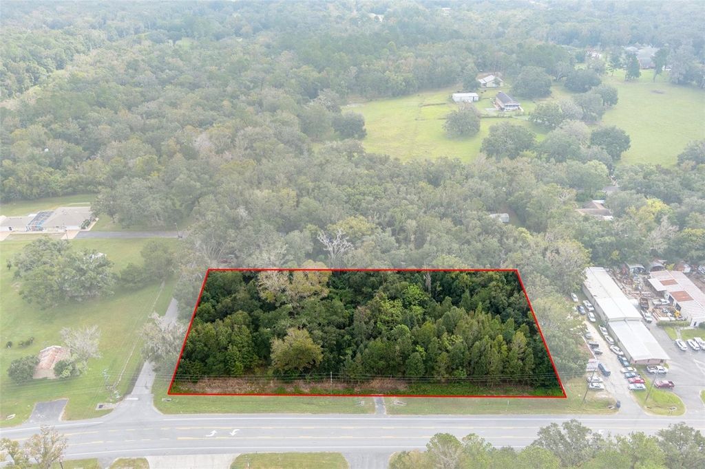 Photo of 00 Ponce De Leon Boulevard, Brooksville, FL 34601 (MLS # W7869293)
