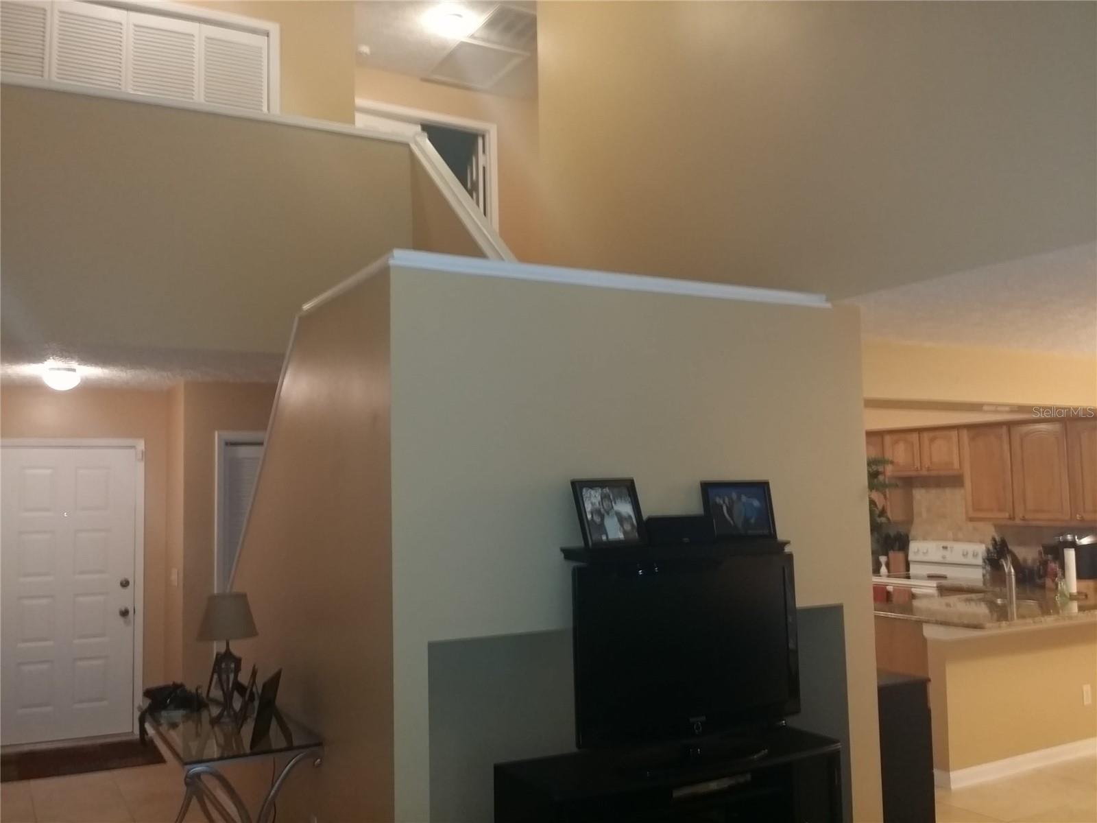 4012 CIRCLEWOOD COURT