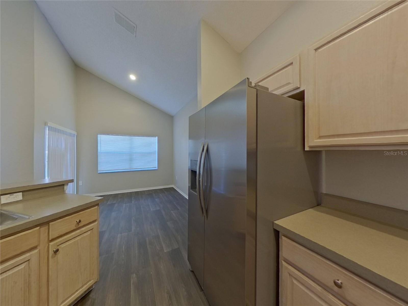 OAK ISLAND COVE - Residential Lease