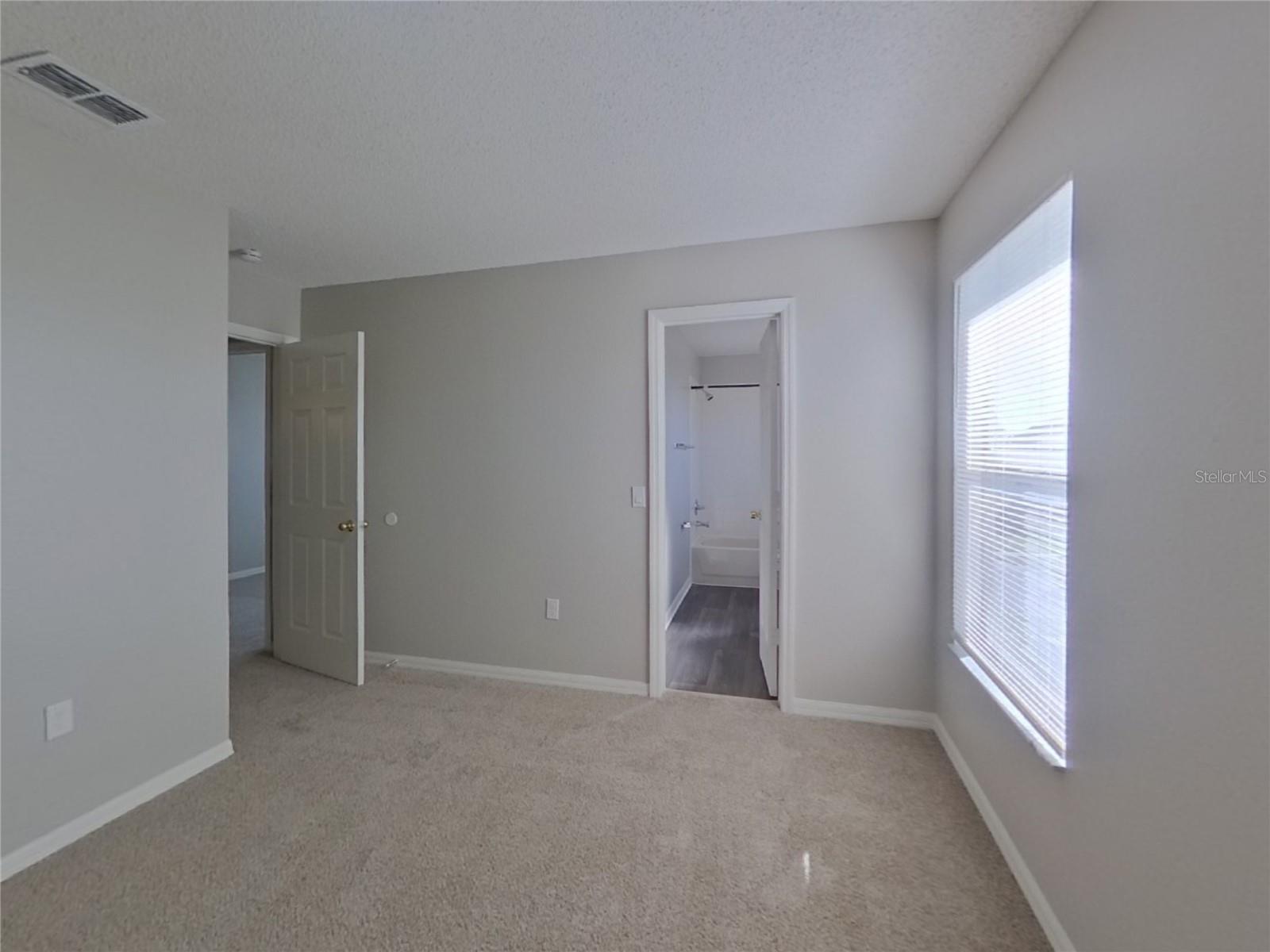 OAK ISLAND COVE - Residential Lease