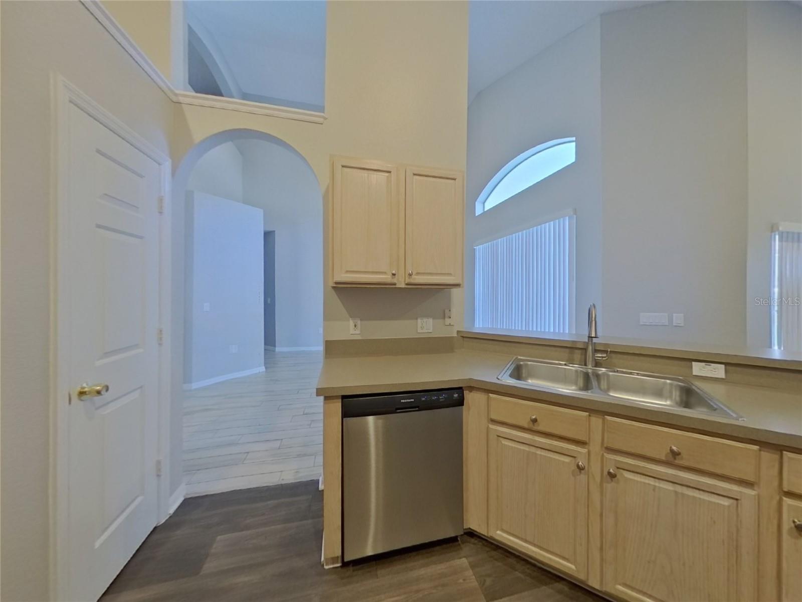 OAK ISLAND COVE - Residential Lease