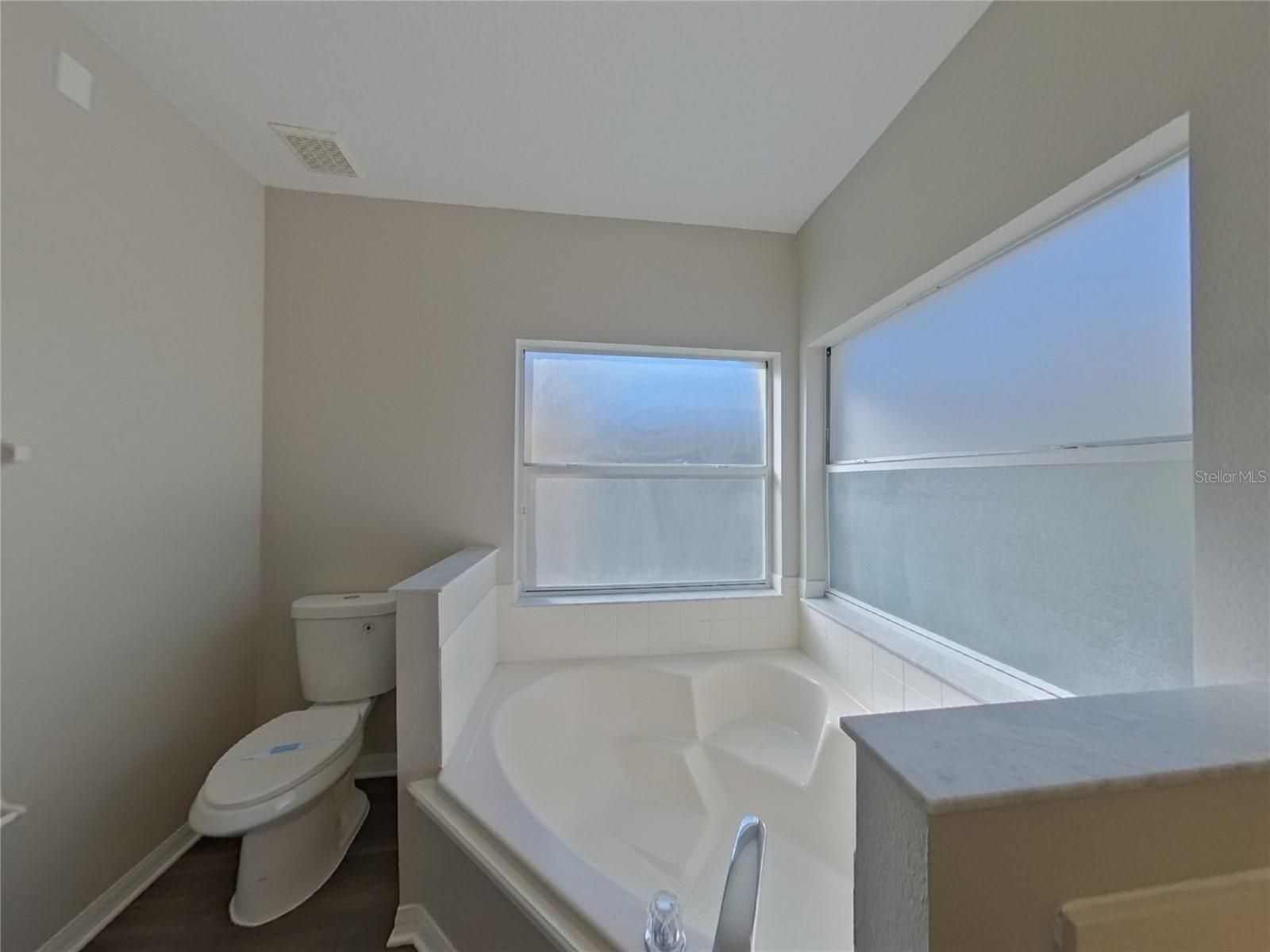 OAK ISLAND COVE - Residential Lease