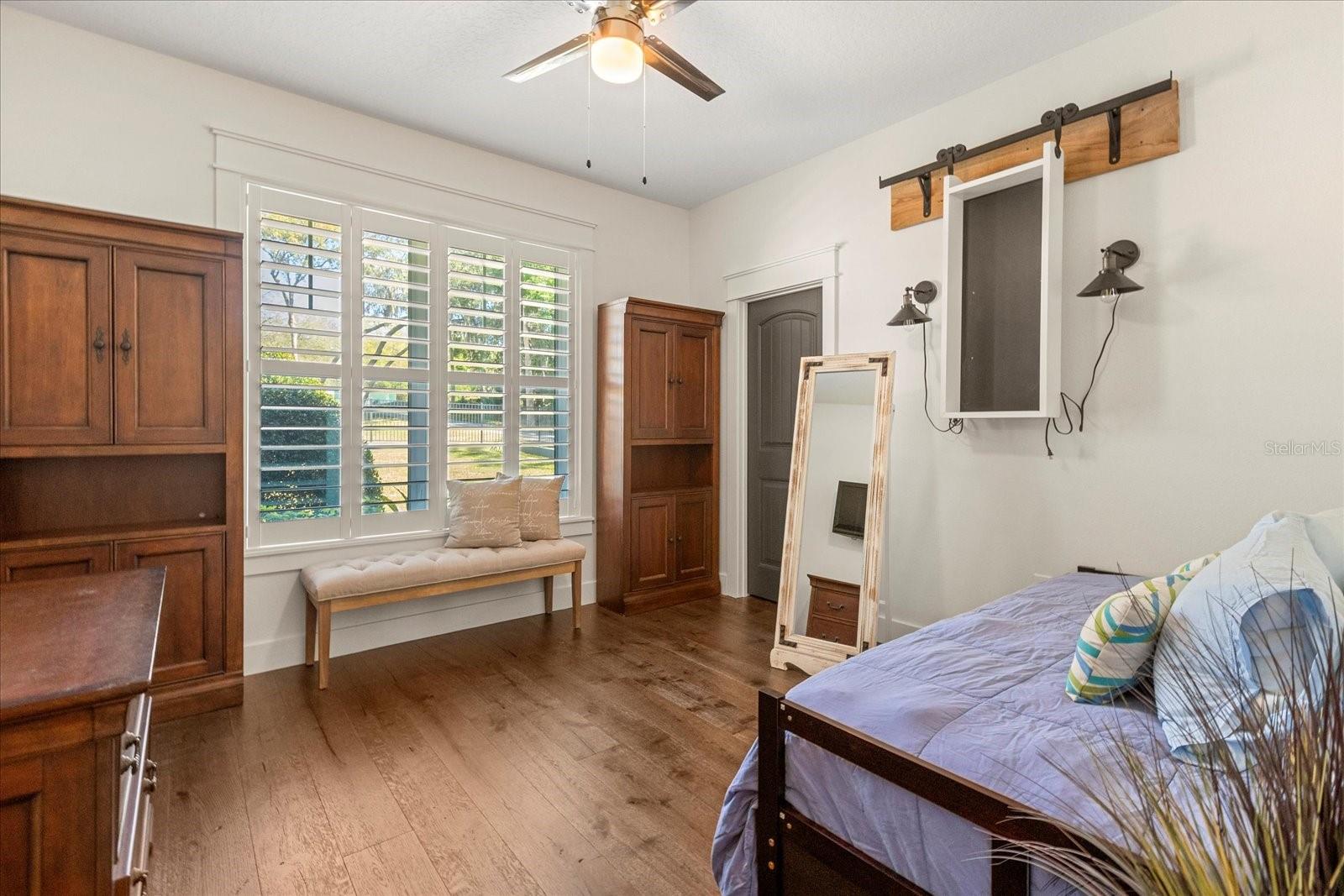 ACREAGE & UNREC - Residential