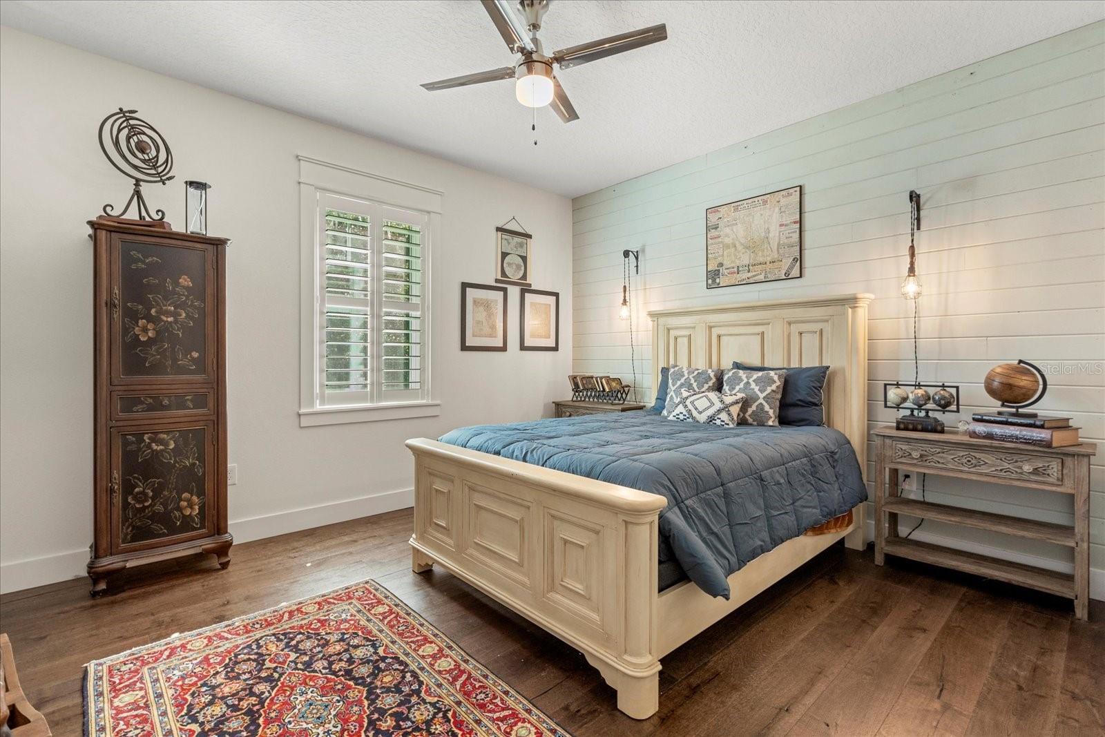 ACREAGE & UNREC - Residential