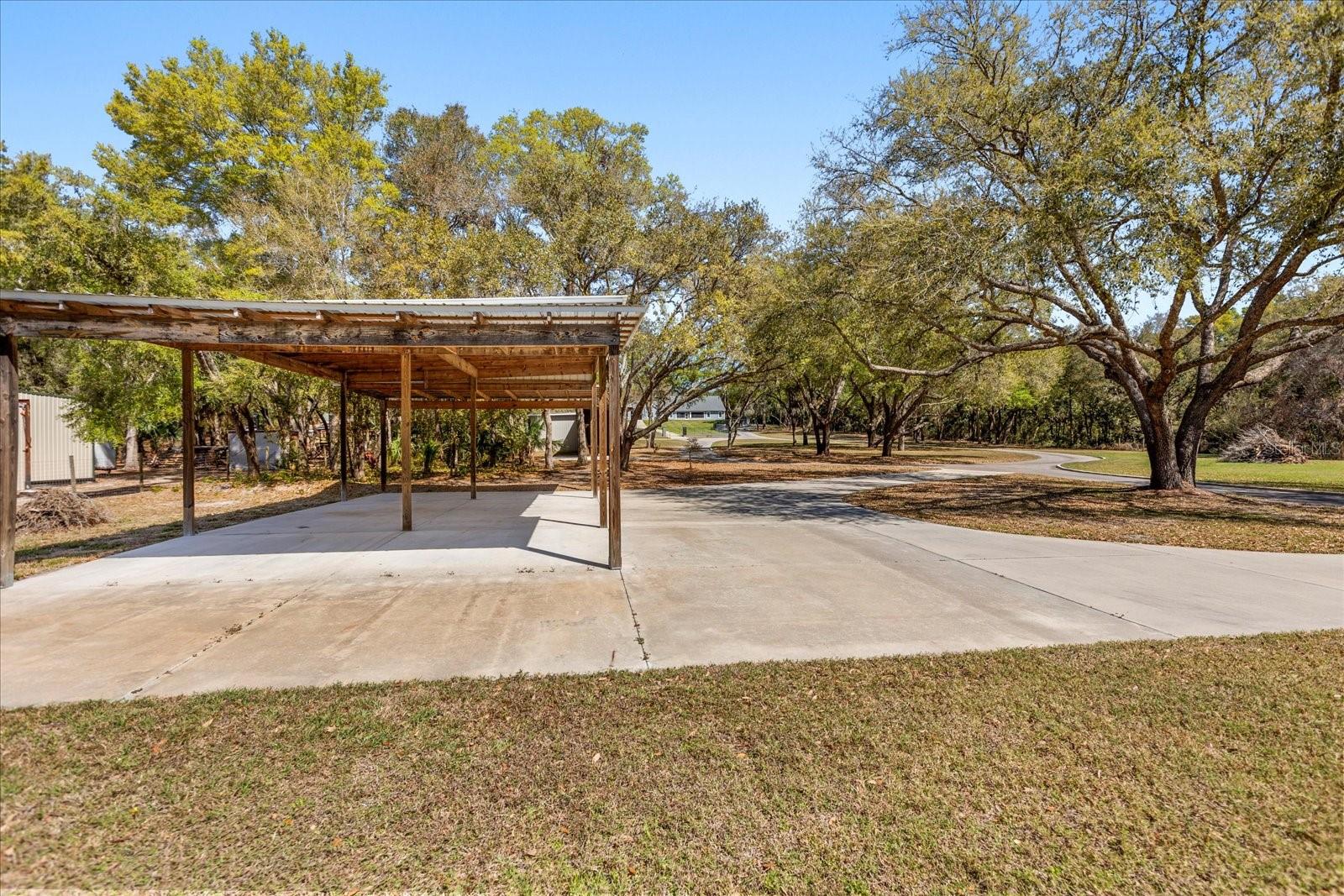 ACREAGE & UNREC - Residential