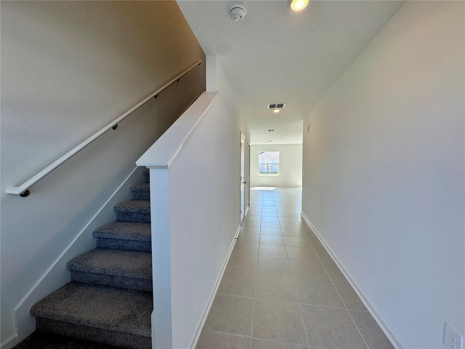 PEACE CREEK RESERVE 40'S - Residential Lease