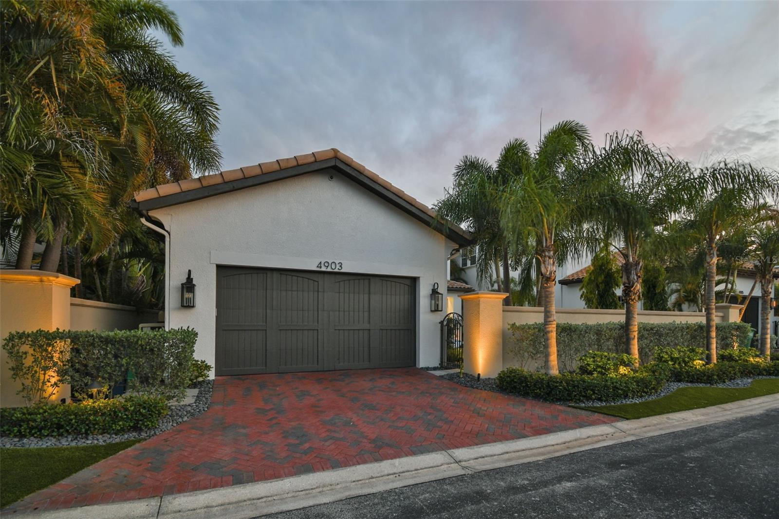 WESTSHORE YACHT CLUB PH 1 - Residential