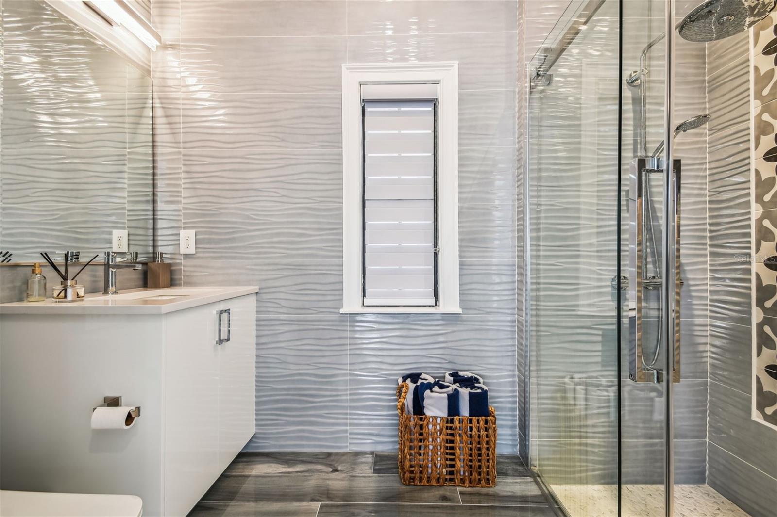 WESTSHORE YACHT CLUB PH 1 - Residential