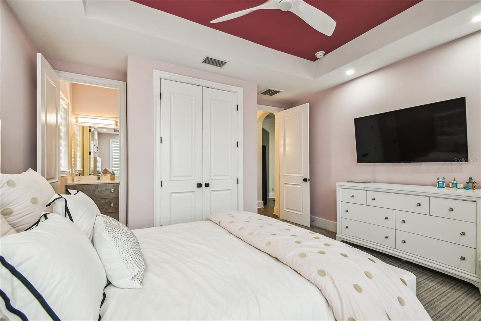 WESTSHORE YACHT CLUB PH 1 - Residential