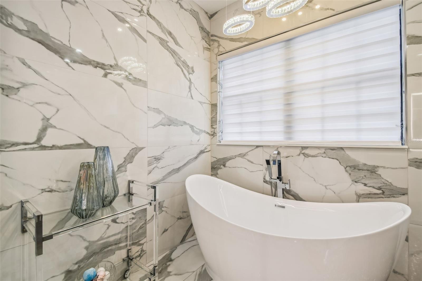 WESTSHORE YACHT CLUB PH 1 - Residential