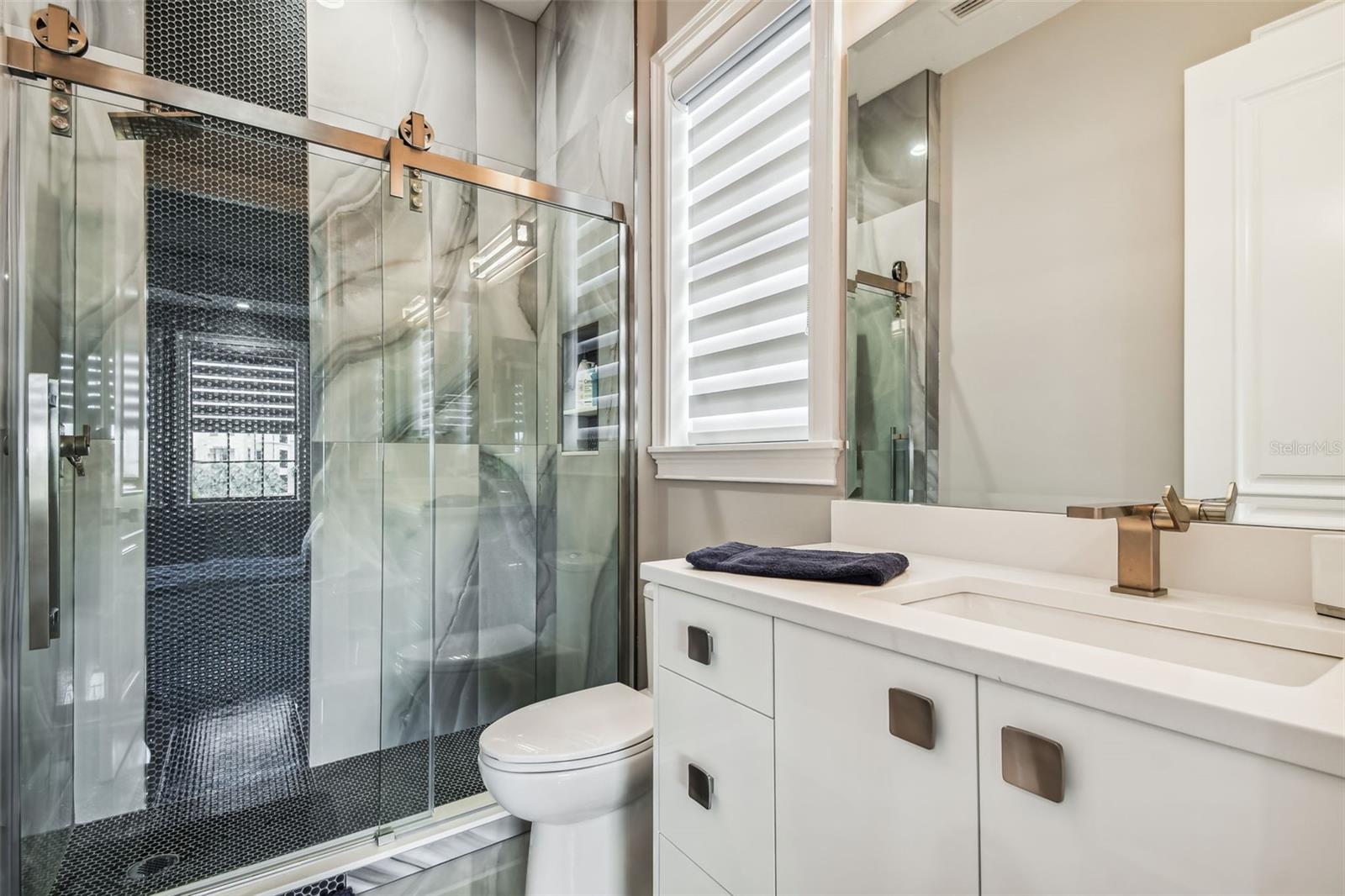 WESTSHORE YACHT CLUB PH 1 - Residential