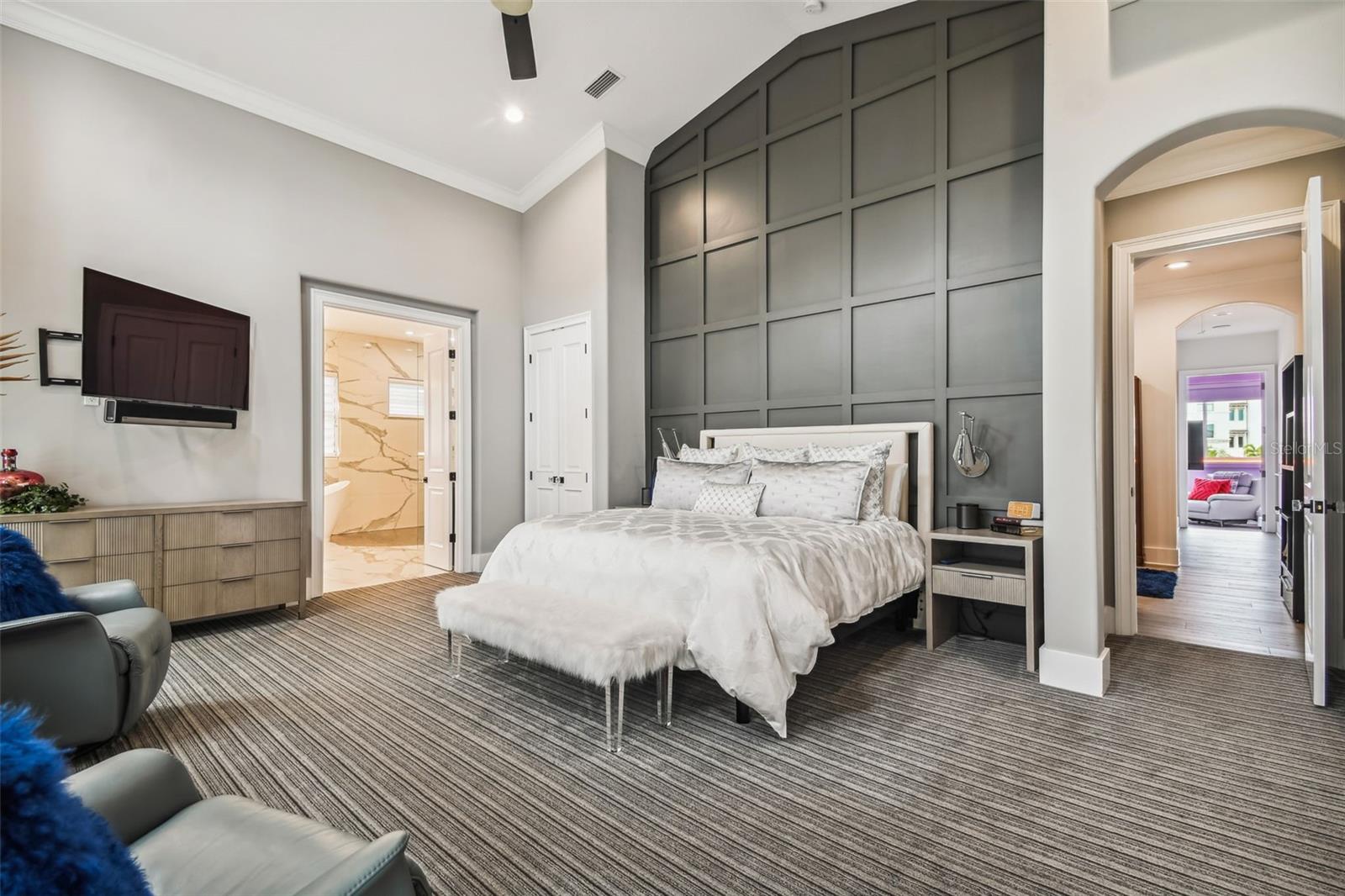 WESTSHORE YACHT CLUB PH 1 - Residential