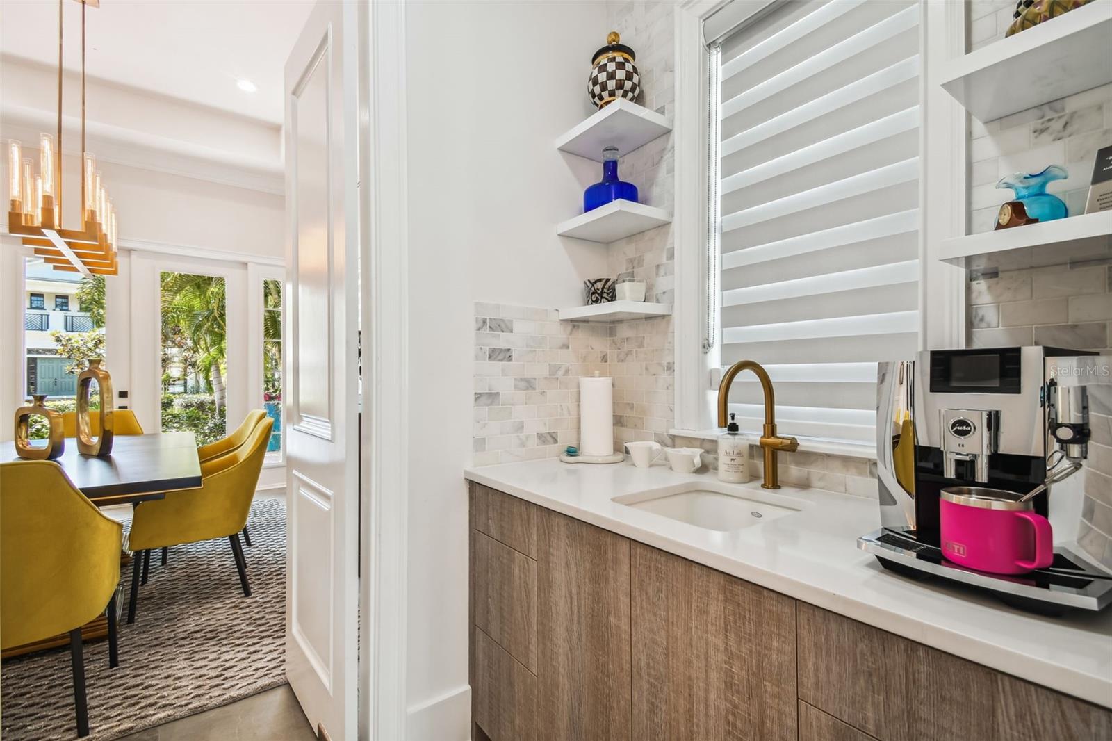 WESTSHORE YACHT CLUB PH 1 - Residential