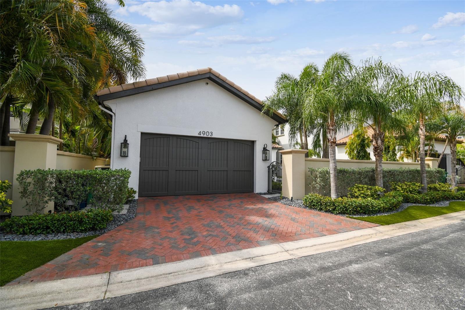 WESTSHORE YACHT CLUB PH 1 - Residential