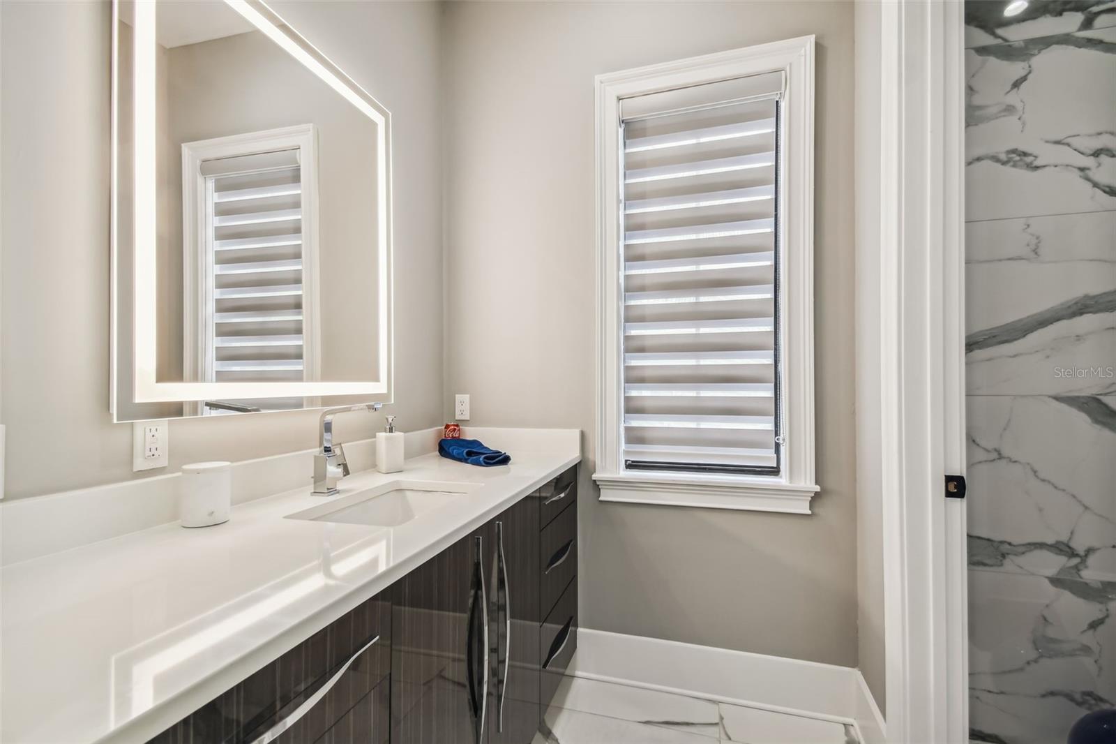 WESTSHORE YACHT CLUB PH 1 - Residential