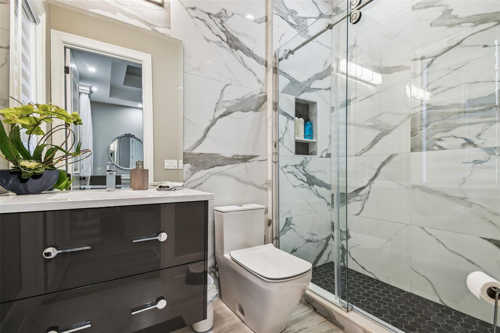 WESTSHORE YACHT CLUB PH 1 - Residential