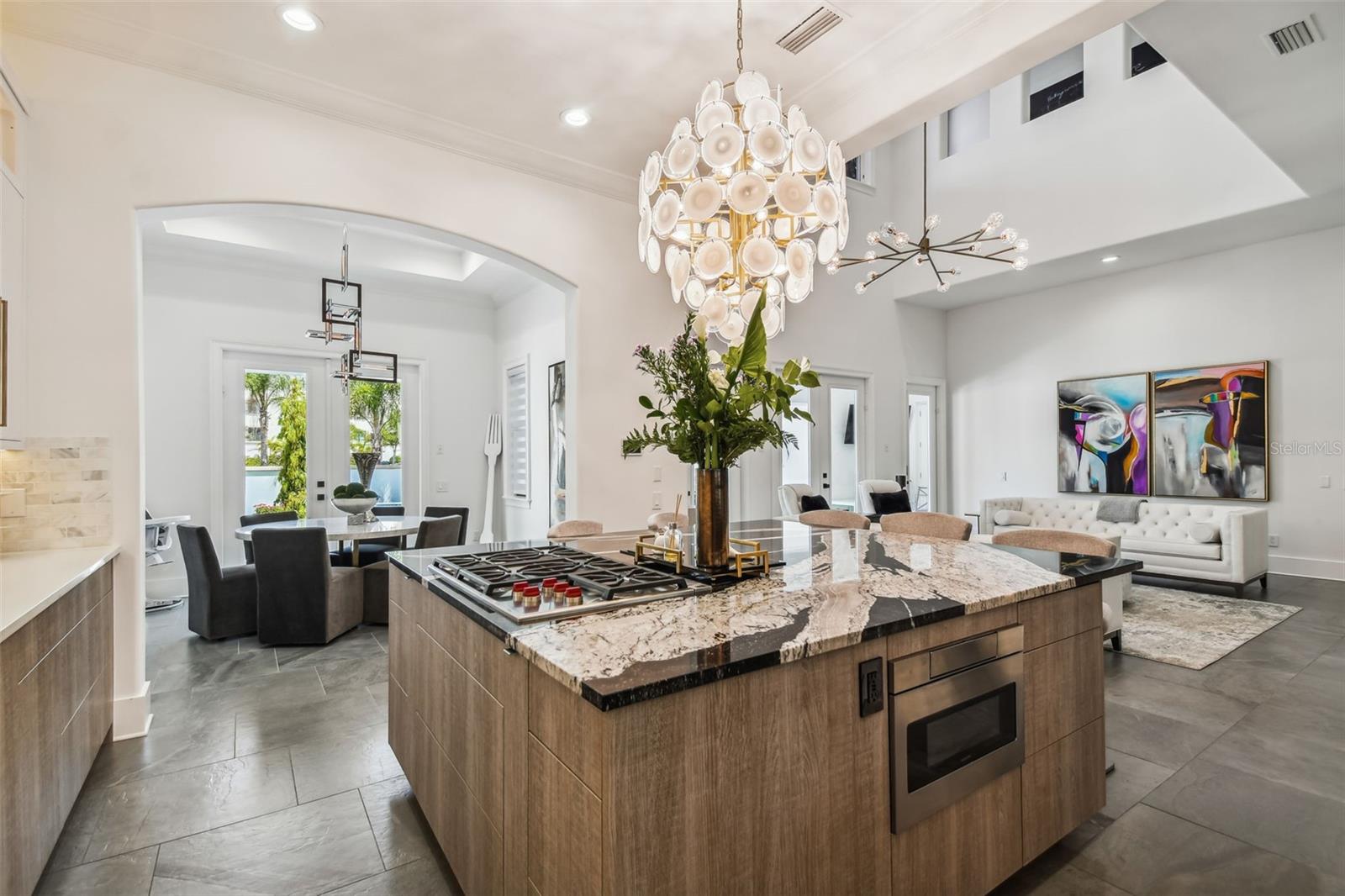 WESTSHORE YACHT CLUB PH 1 - Residential