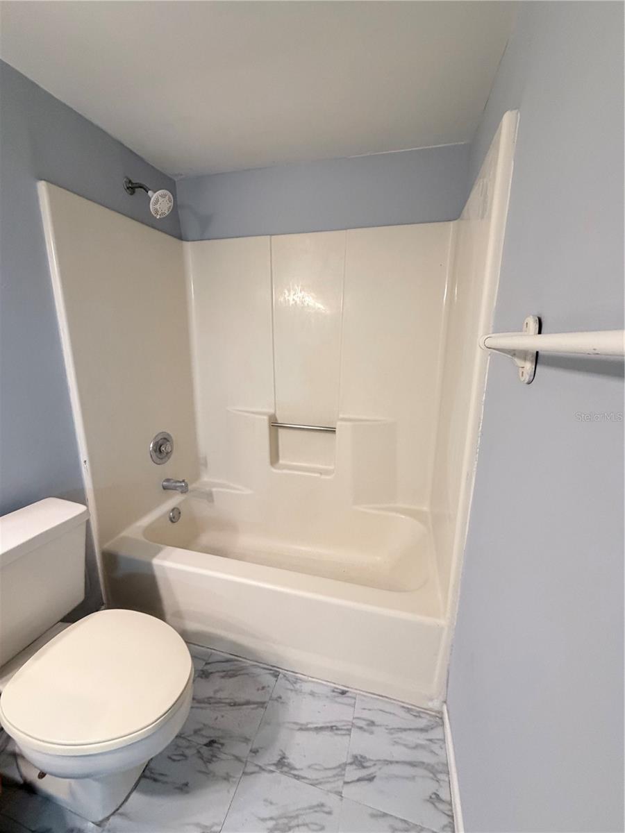 PINE SHADOWS CONDO PH 06 - Residential Lease