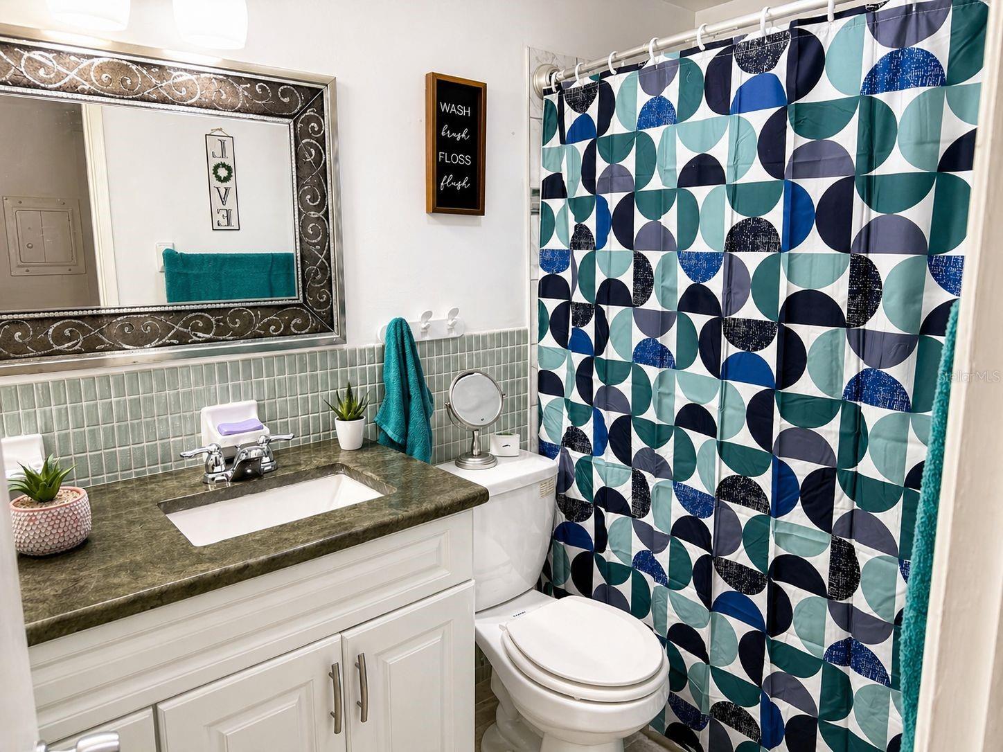 TOWN APTS CONDO - Residential
