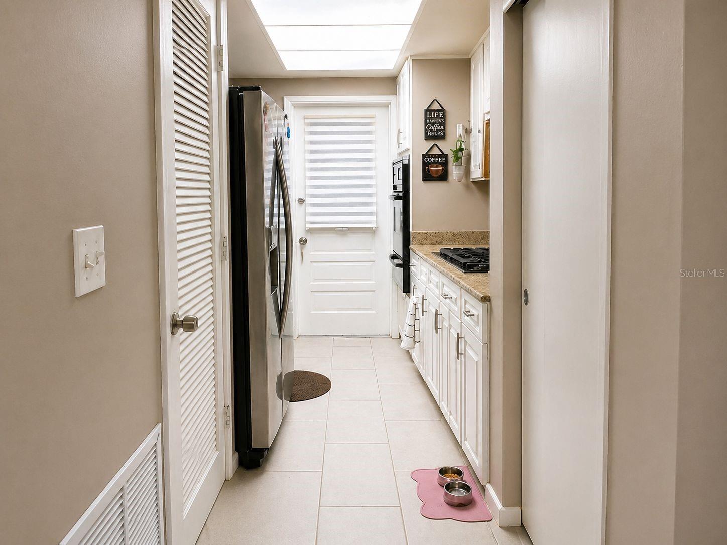 TOWN APTS CONDO - Residential