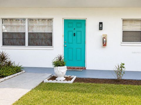 Photo of 5810 21st Street N #2, St Petersburg, FL 33714 (MLS # O6393662)