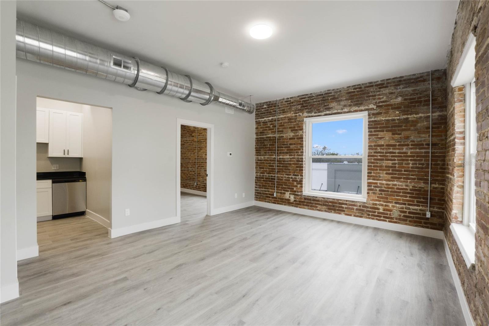 CLERMONT - Residential Lease