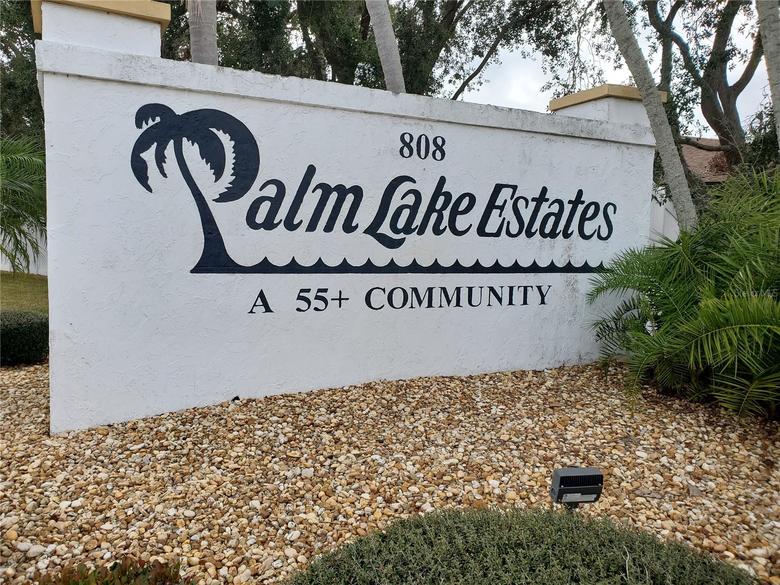 PALM LAKE ESTATES - Residential