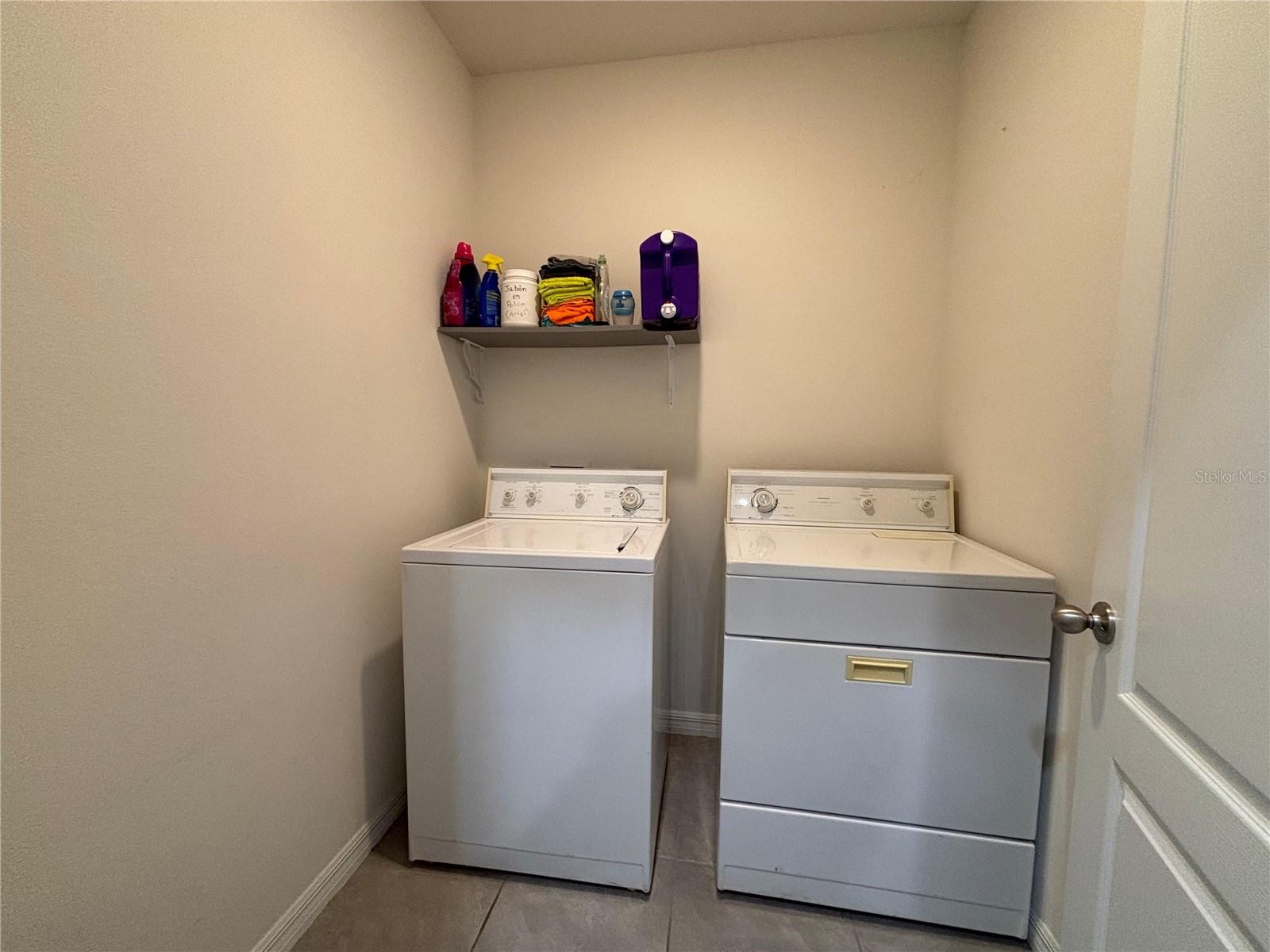 BARRINGTON - Residential