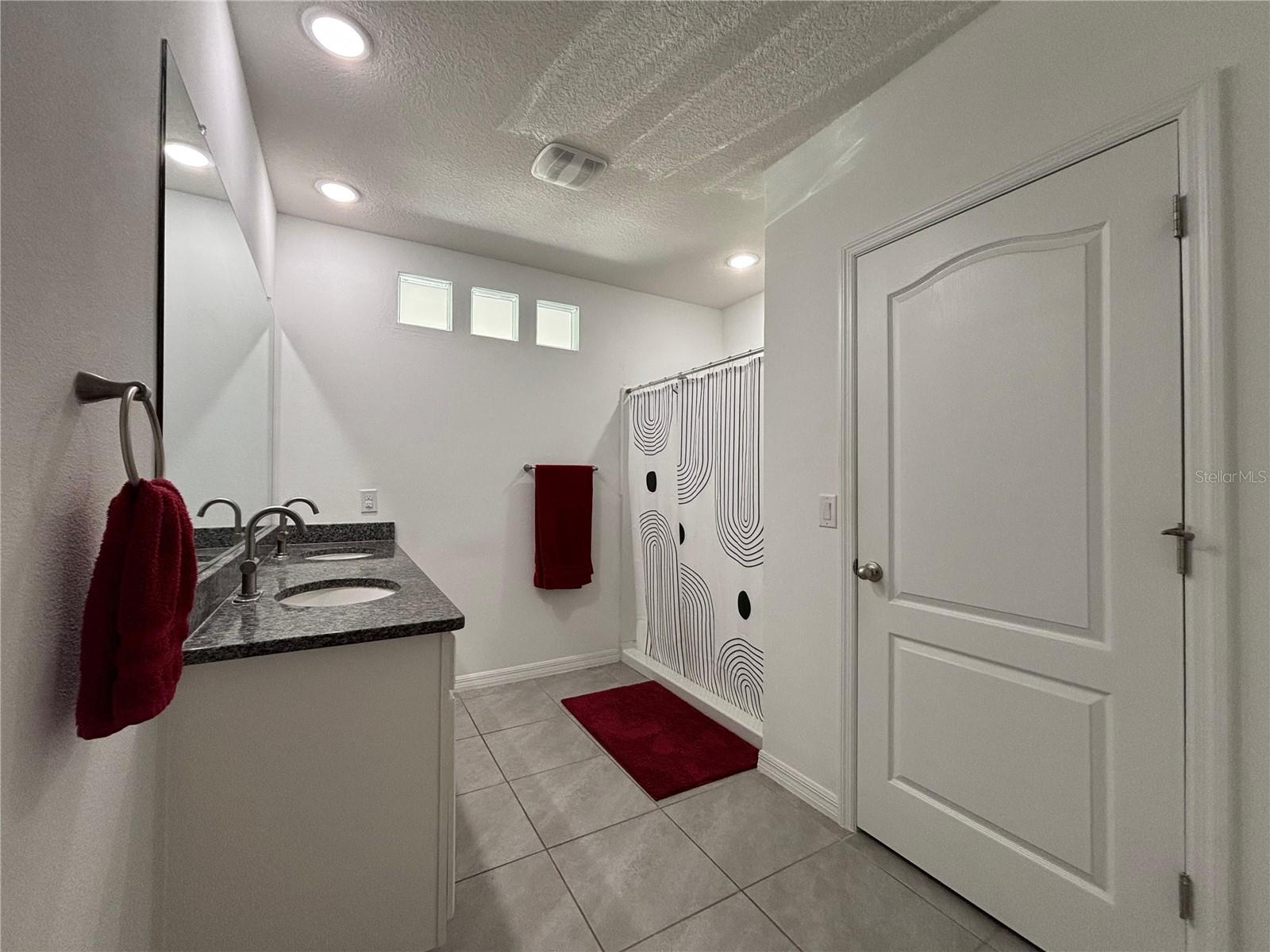 BARRINGTON - Residential