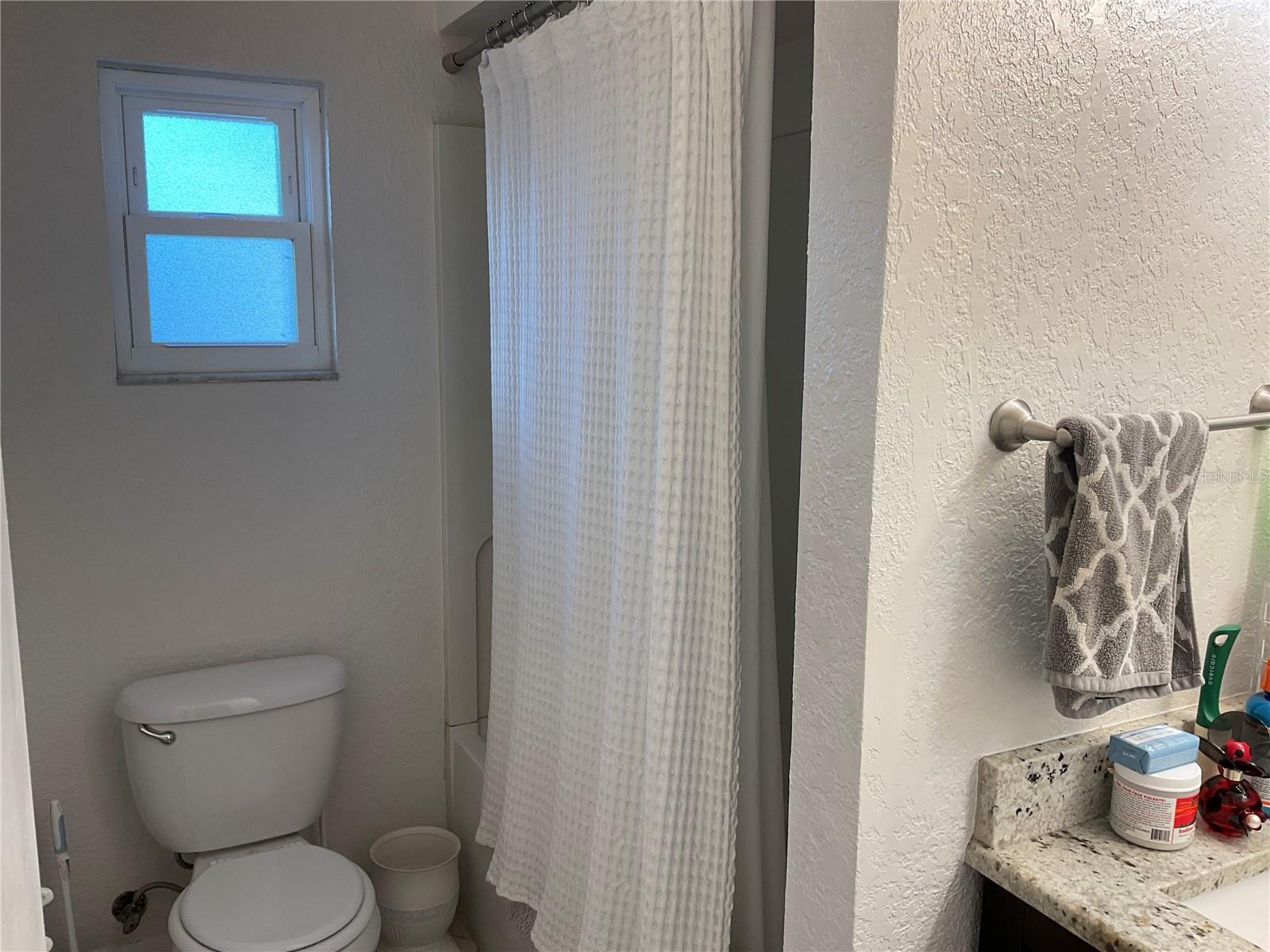 NORTHDALE SEC B UNIT 2 - Residential Lease