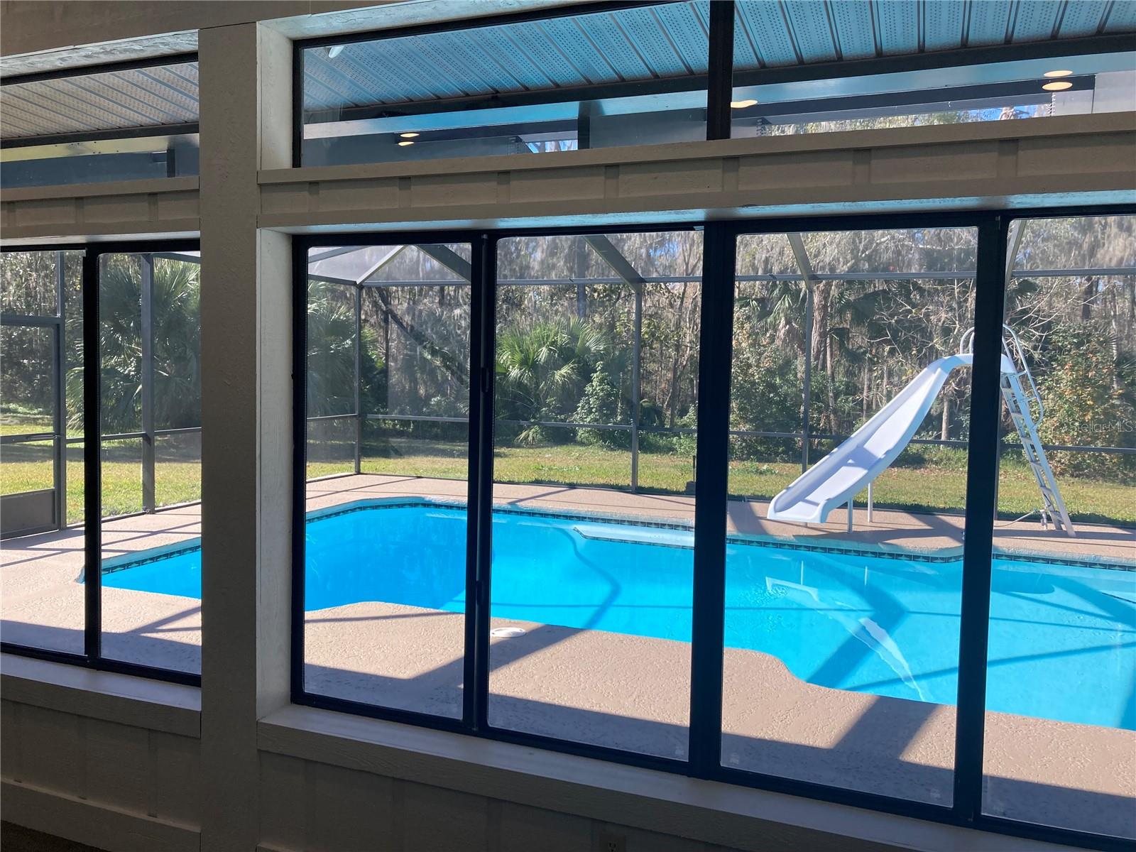 SUMMIT 02 - Residential